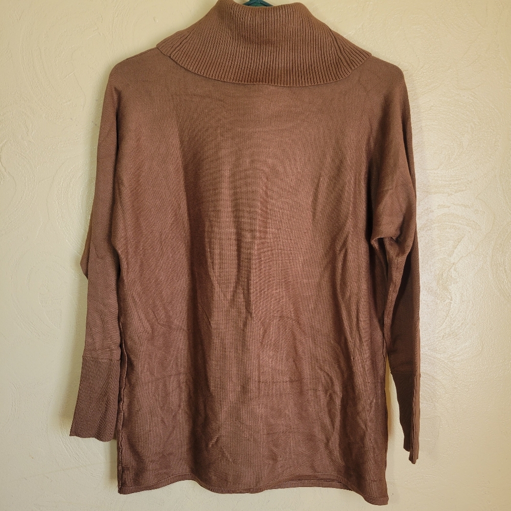 JM Collection Sweater - Picture 2 of 2